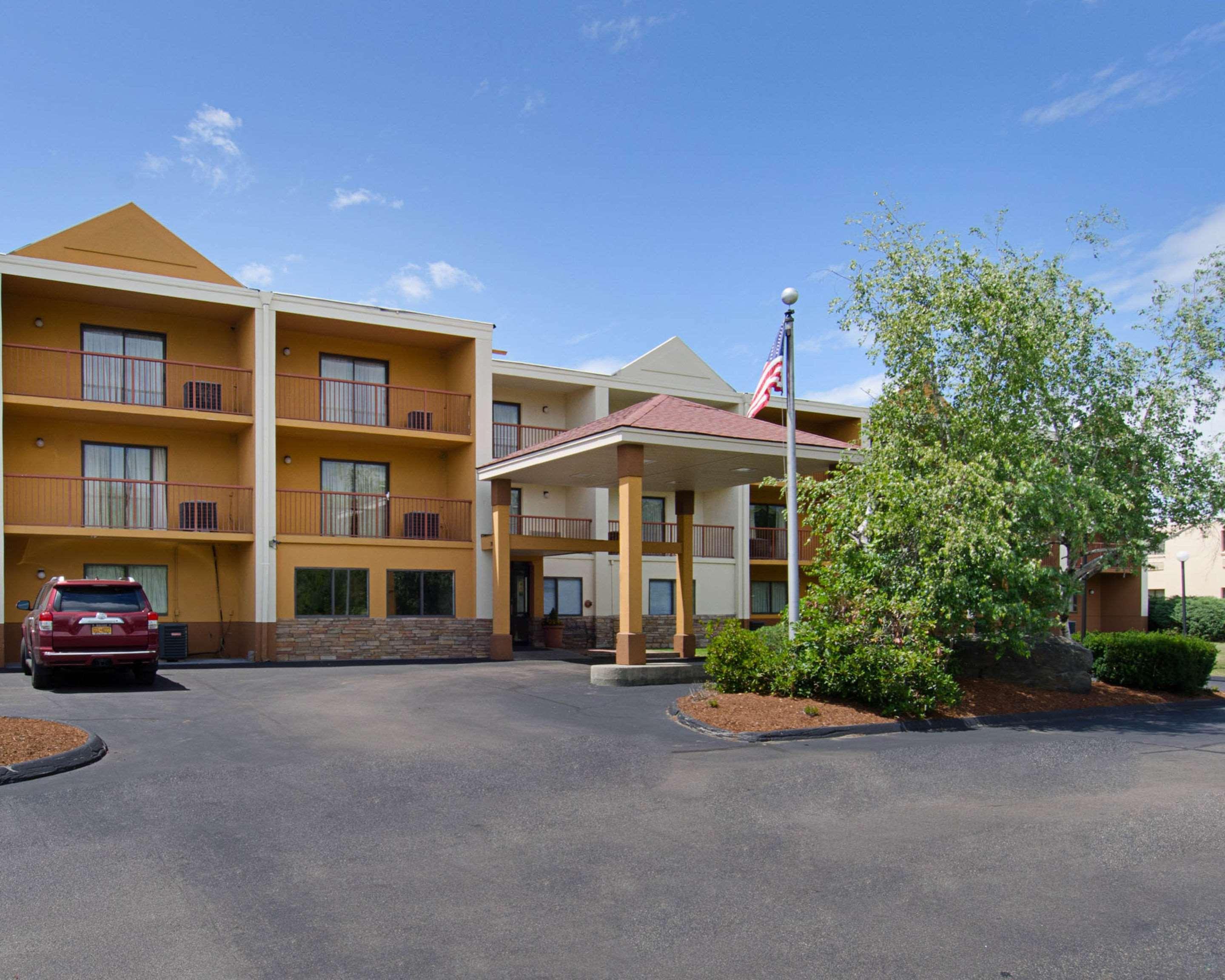 Quality Inn & Suites Worcester Buitenkant foto