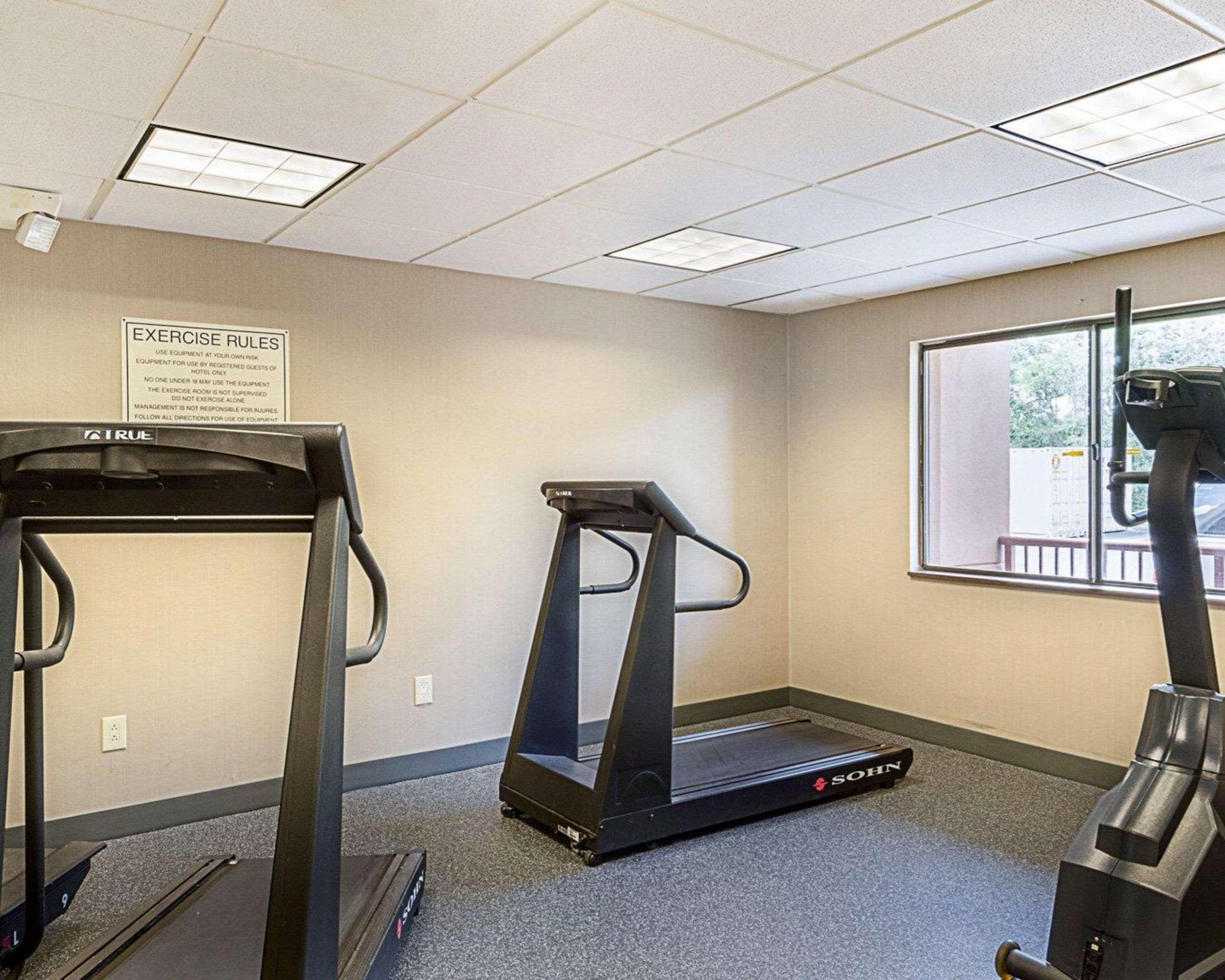 Quality Inn & Suites Worcester Buitenkant foto