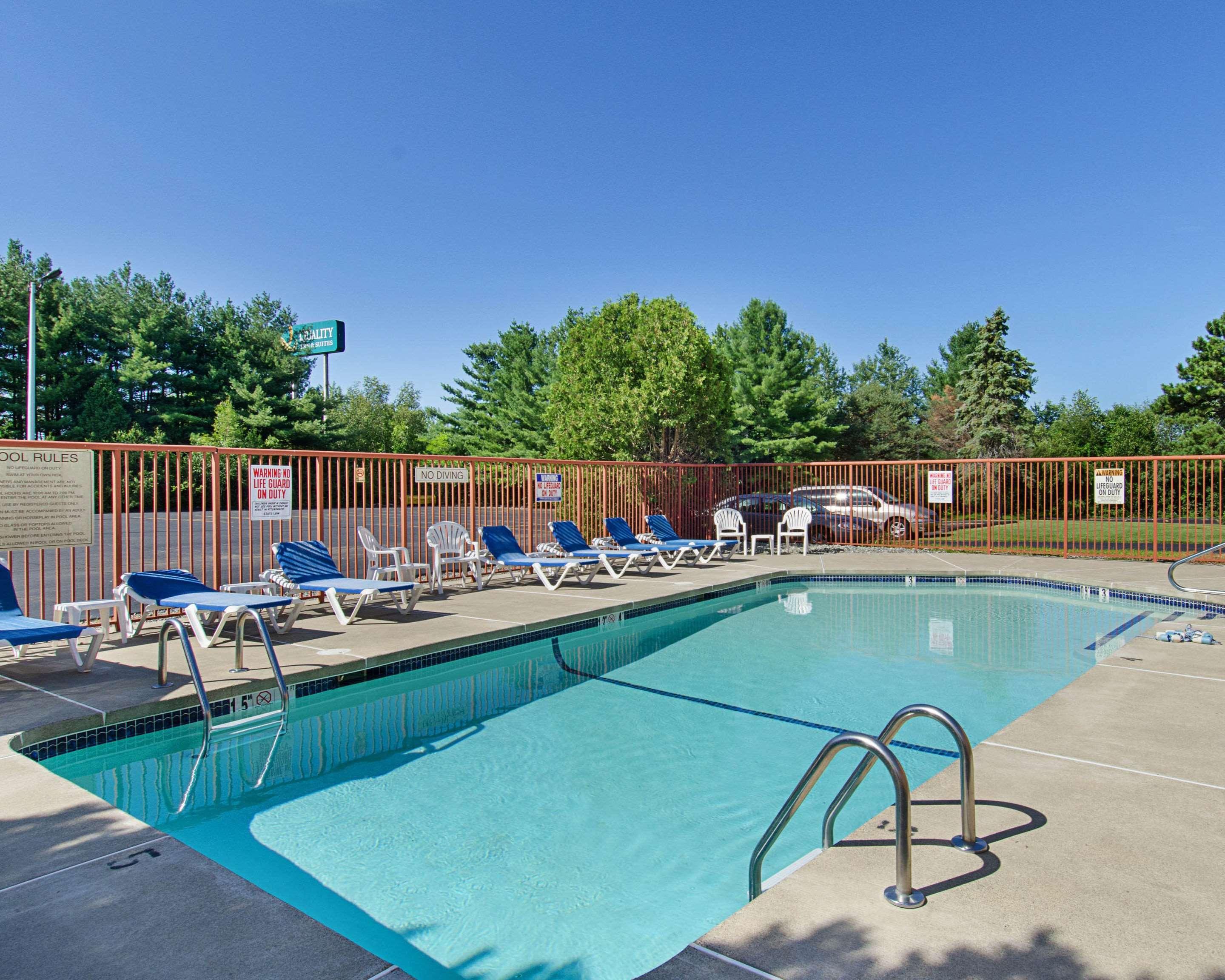 Quality Inn & Suites Worcester Buitenkant foto