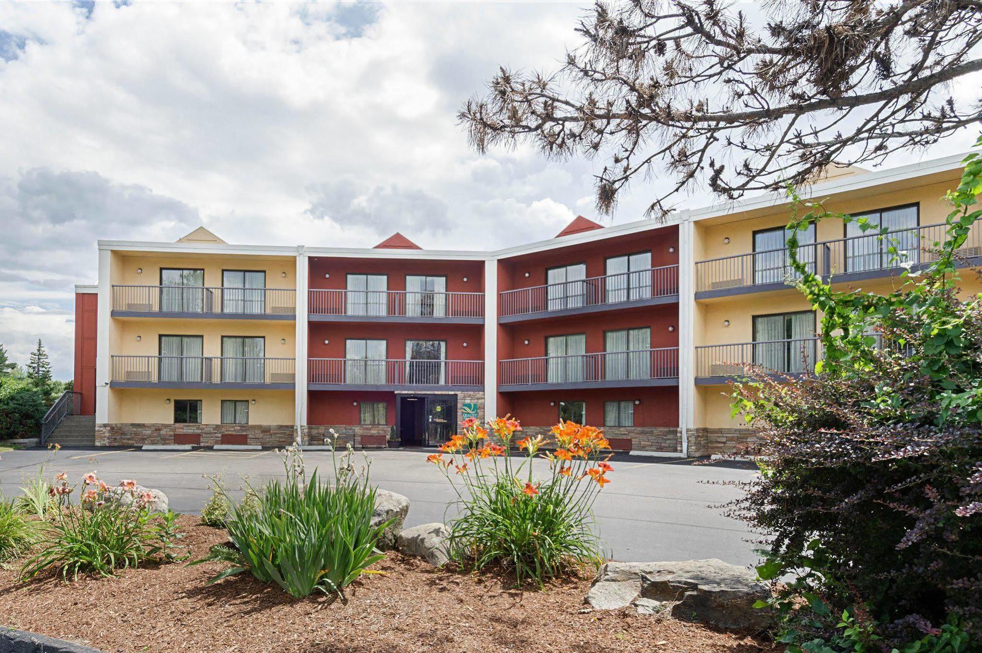 Quality Inn & Suites Worcester Buitenkant foto
